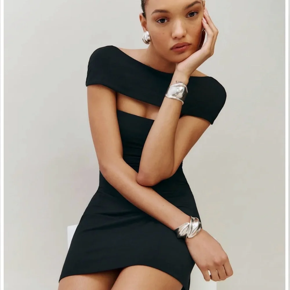 Reformation Carmina Knit Dress - Picture 1 of 4